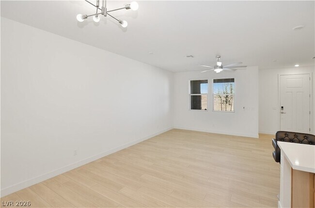 Building Photo - 12460 Kings Crk Pl