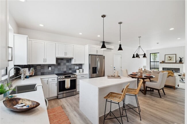 Building Photo - 3917 Crosswinds Ct
