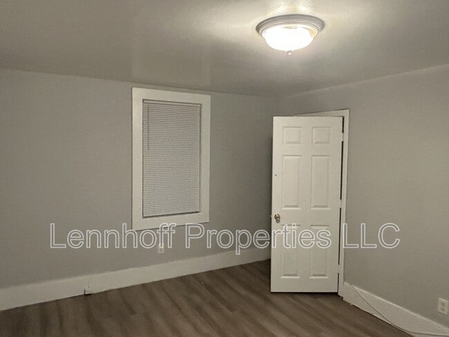 Building Photo - 145 Water St