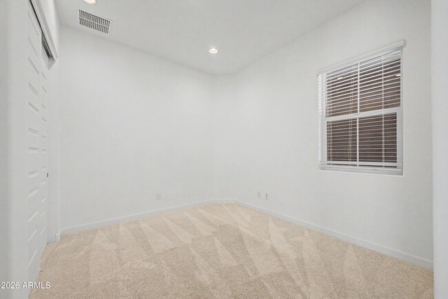 Building Photo - 7646 W Desert Spoon Dr