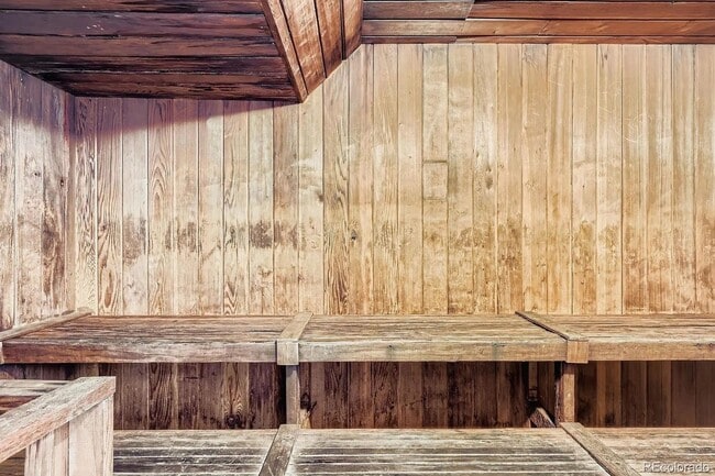 Building Photo - 555 E 10th Ave