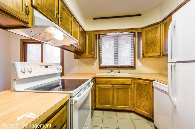 Building Photo - Incredible 2 Bedroom Duplex for Rent!