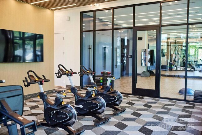 Building Photo - 9132 Senator Royall Dr