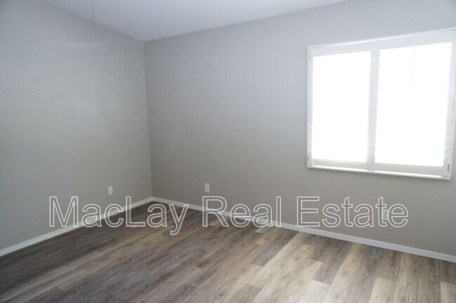 Building Photo - 23205 W Arrow Dr