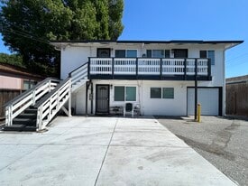 Building Photo - 574 W Hedding St