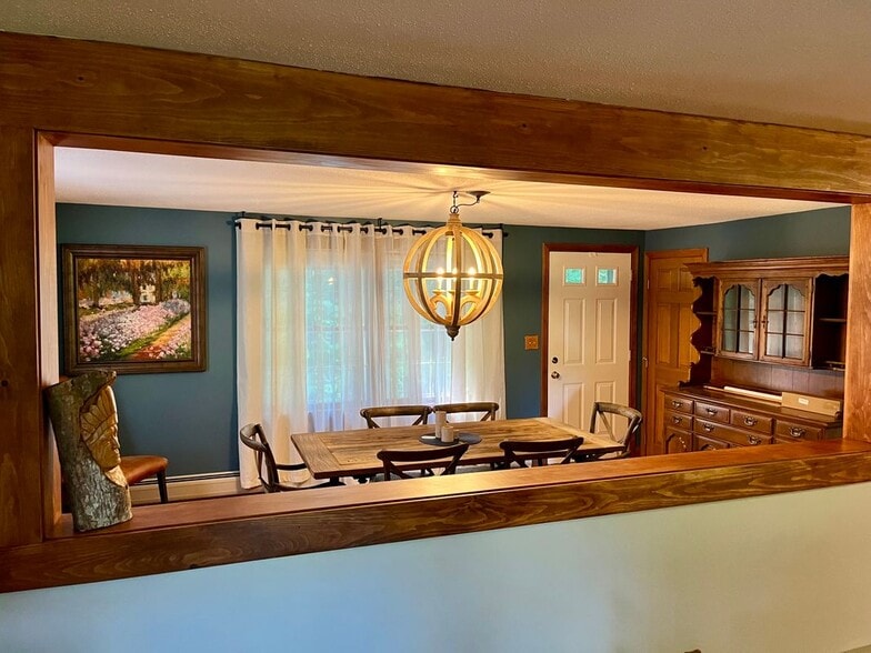 Building Photo - 75 S Rd