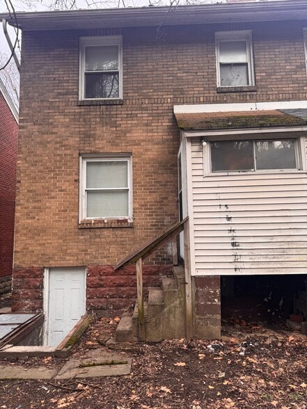 Building Photo - 727 Maytide St