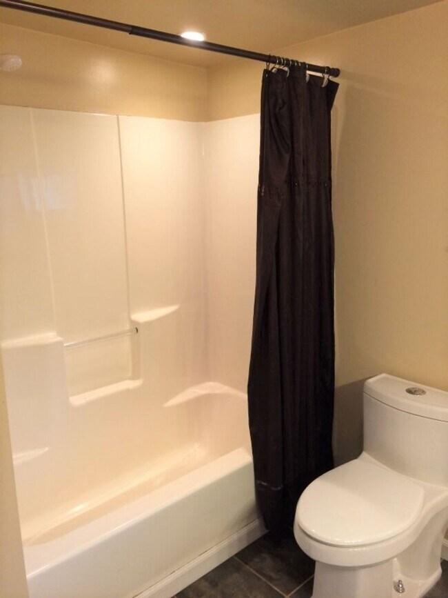 Building Photo - Cozy 2 Bedroom in Bellingham!