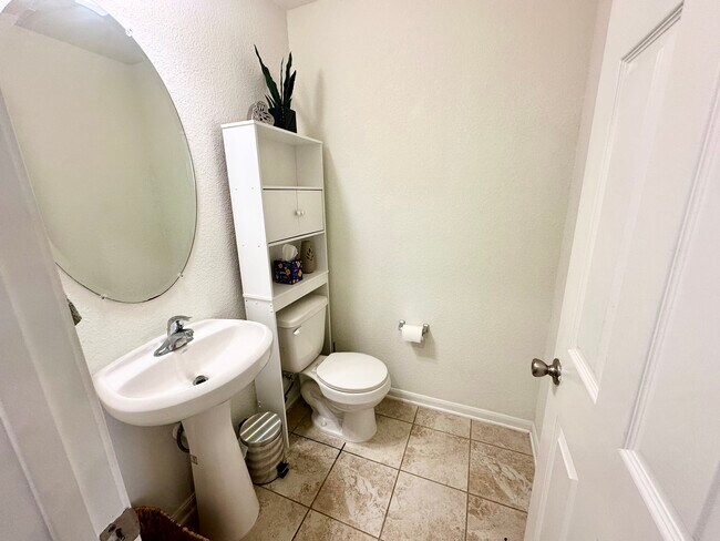 Building Photo - 25323 Queens Causeway Ln