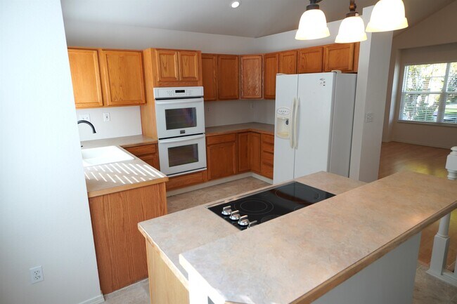 Building Photo - 7527 W Lamplighter St