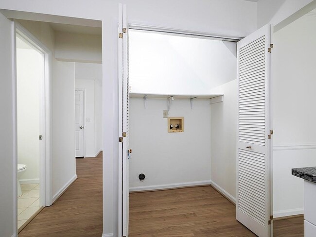Building Photo - 1147 Haven Brook Pl