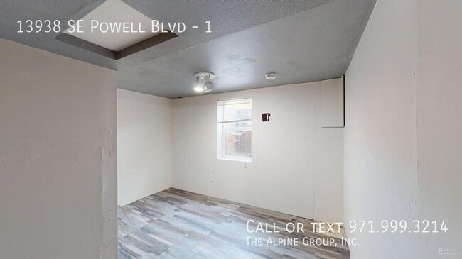 Building Photo - 13938 SE Powell Blvd