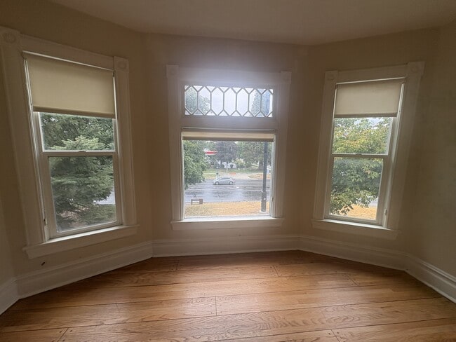 Building Photo - 809 S 900 E