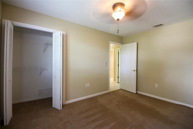 Building Photo - 1311 Glenview Ln
