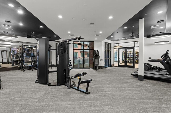 Building Photo - 3706 Goodwin Ave