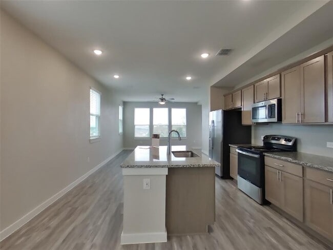 Building Photo - 509 Raglands Rd