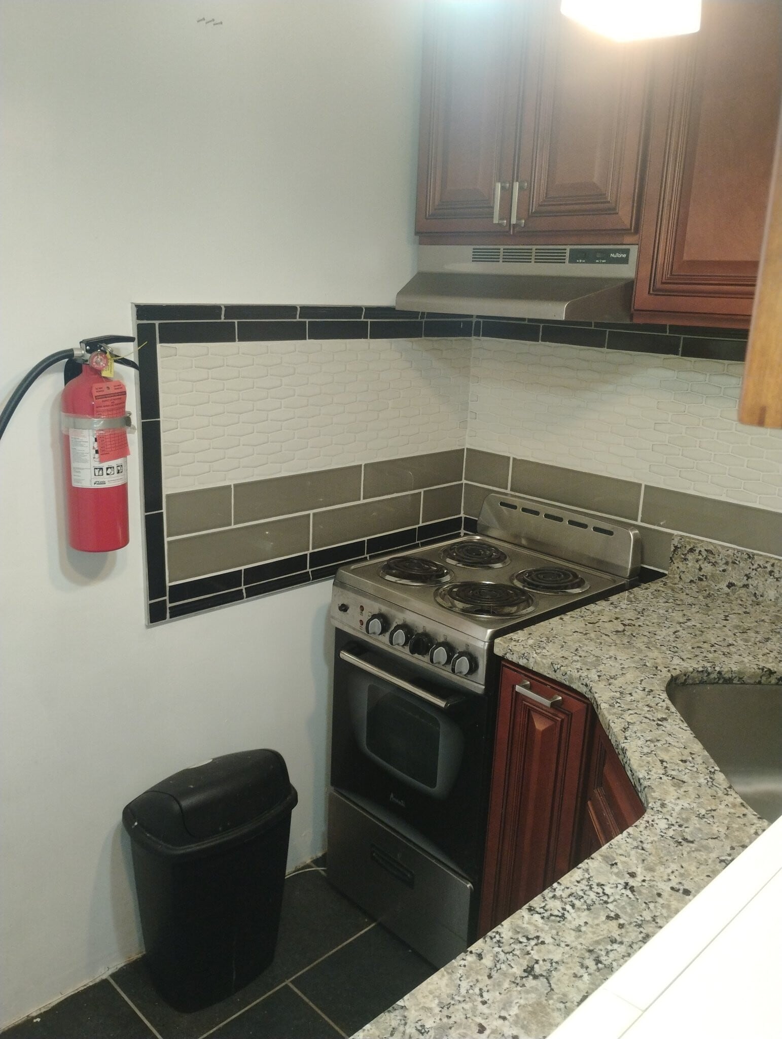 Building Photo - 2113 Fitzwater St