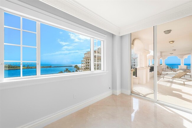 Building Photo - 7154 Fisher Island Dr