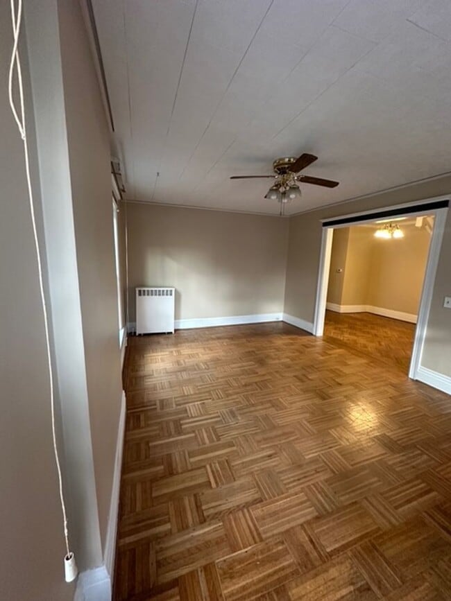 Building Photo - 293 Dartmouth St