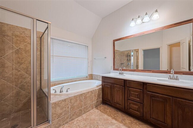 Building Photo - 6010 Le Moyne Pass Ln