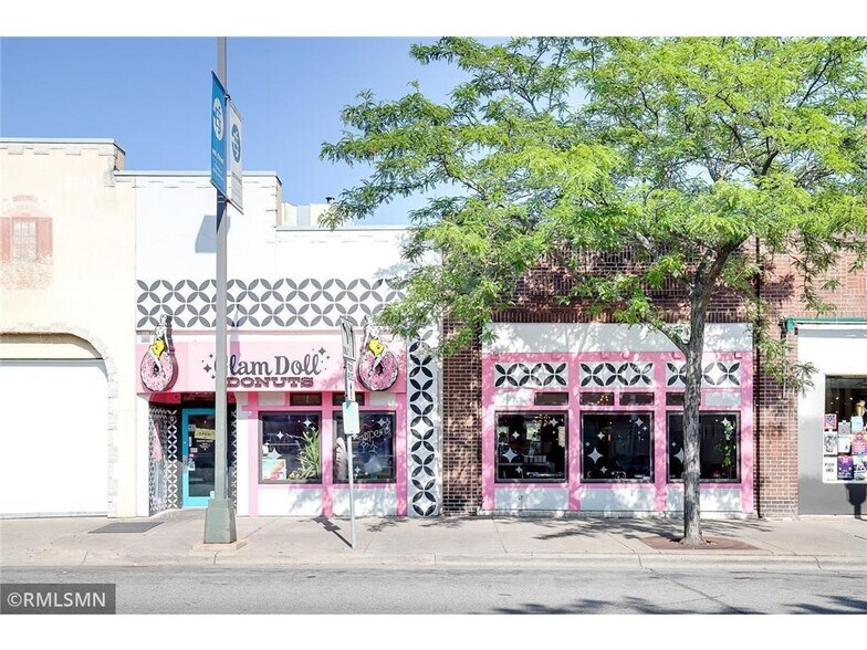 Building Photo - 2532 1st Ave S