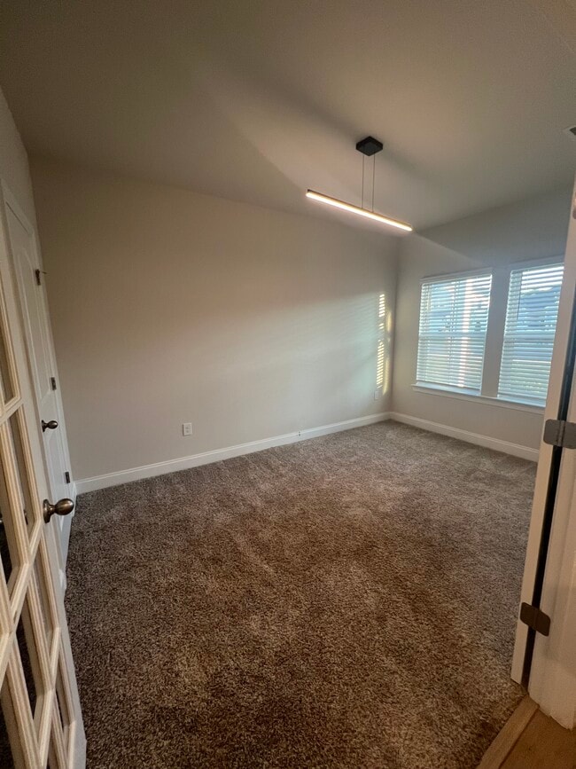 Building Photo - 3630 Mathewson Way