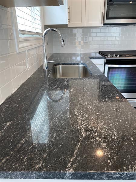 Building Photo - 1747 Stone Hedge Dr NW