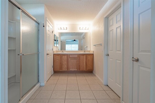 Building Photo - 5700 SW 45th St