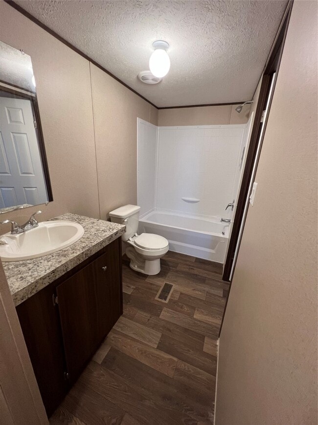 Building Photo - 13910 Anchor Ct