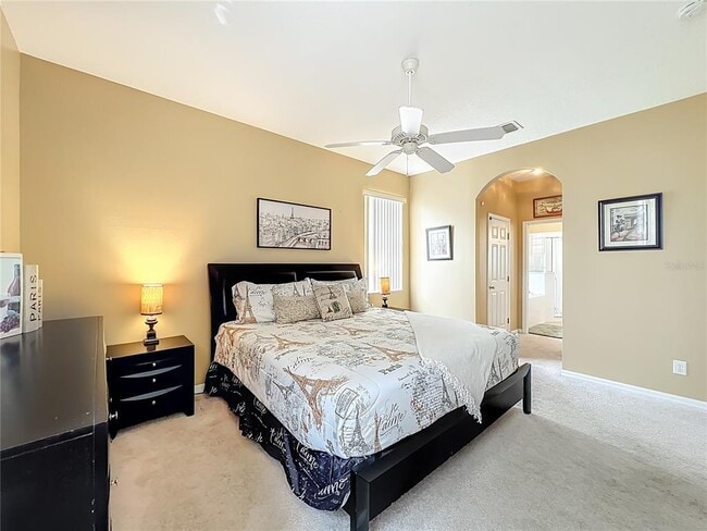 Building Photo - 520 Orista Dr