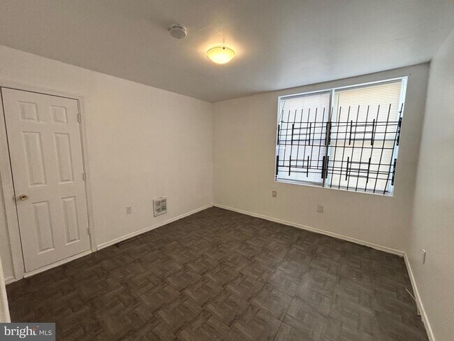 Building Photo - 401 W Wingohocking St