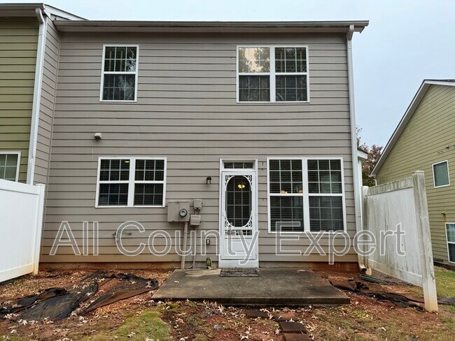 Building Photo - 969 Pierce Ivy Ct NE