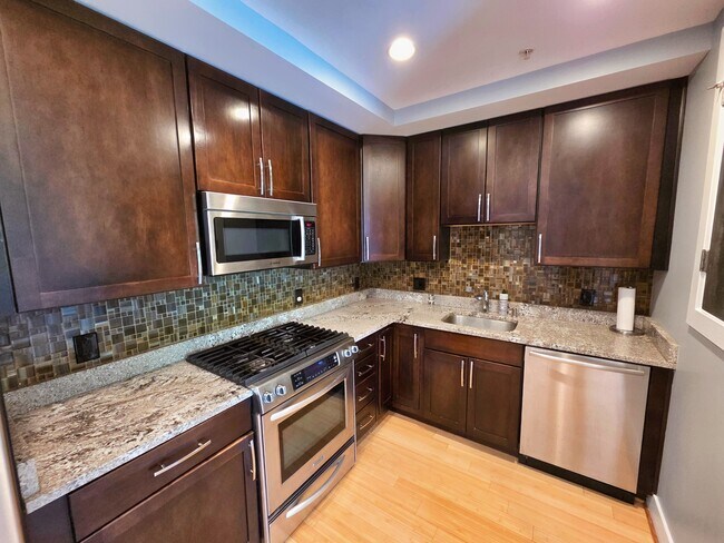 Building Photo - 3404 13th St NW