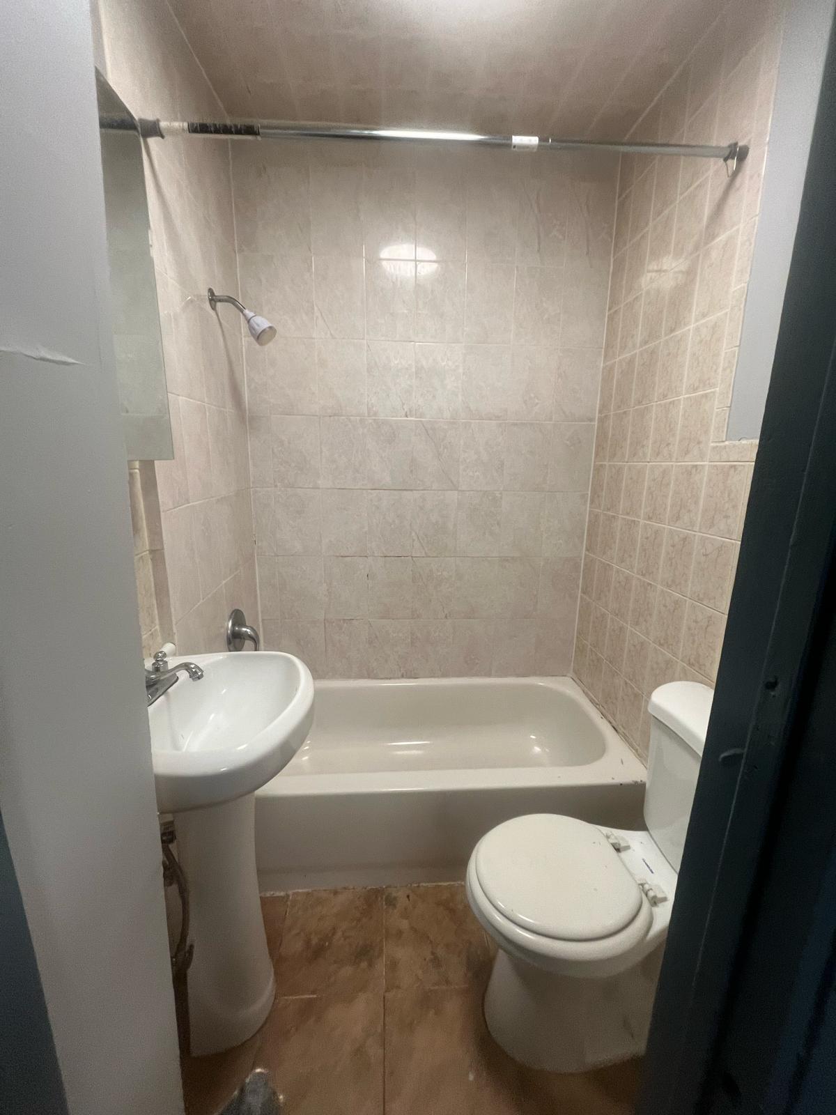 44 4th St 1R - 42 4th St