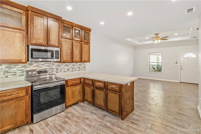 Building Photo - 14 14th St