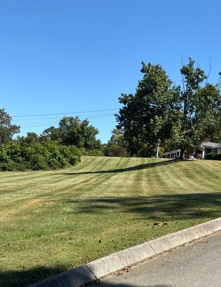 Building Photo - 132 Hackberry Way