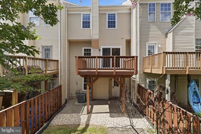 Building Photo - 14214 Beddingfield Way