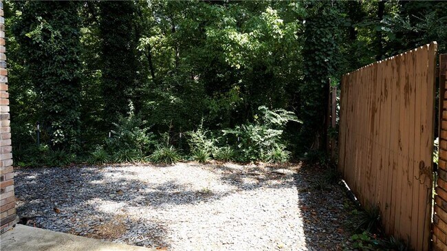 Building Photo - 3763 Ashford Dunwoody Rd NE