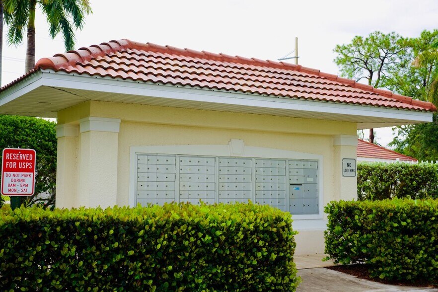 Building Photo - 1260 Oxford Ln