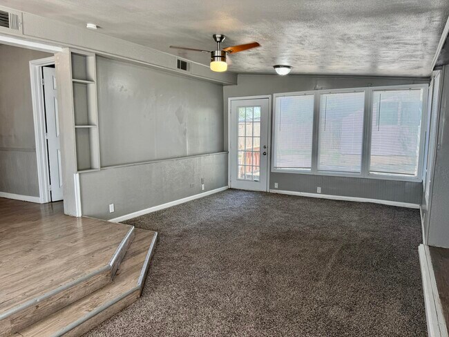 Building Photo - 4818 36th St