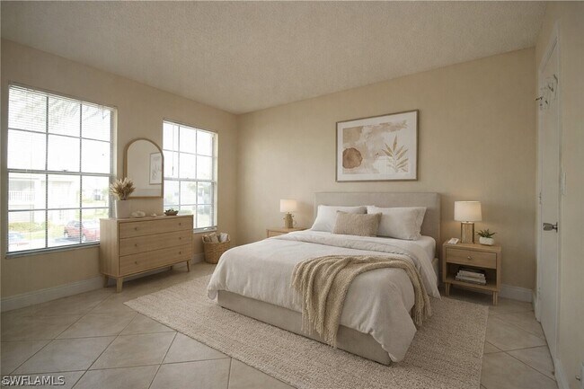 Building Photo - 194 Santa Clara Dr