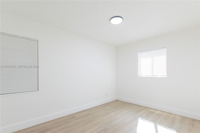 Building Photo - 1167 NW 9th Ave