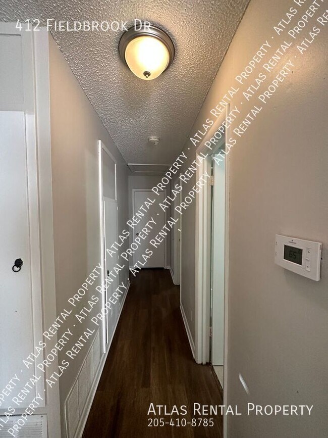 Building Photo - 412 Fieldbrook Dr