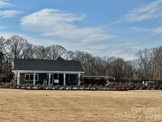 Building Photo - 410 Cranford Dr