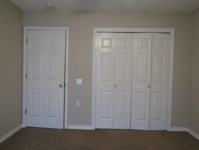 Building Photo - Northeast Pensacola 2BR Patio Home Near UWF & I-10 with Screened Porch, Privacy-Fenced Backyard.