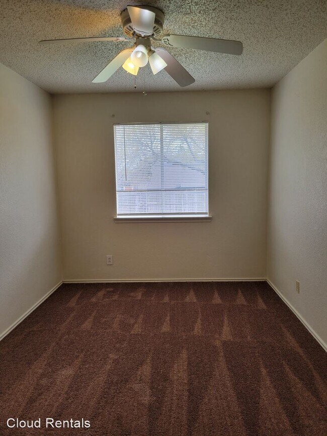 Building Photo - 3 br, 2 bath House - 2402 SILVERHILL DRIVE