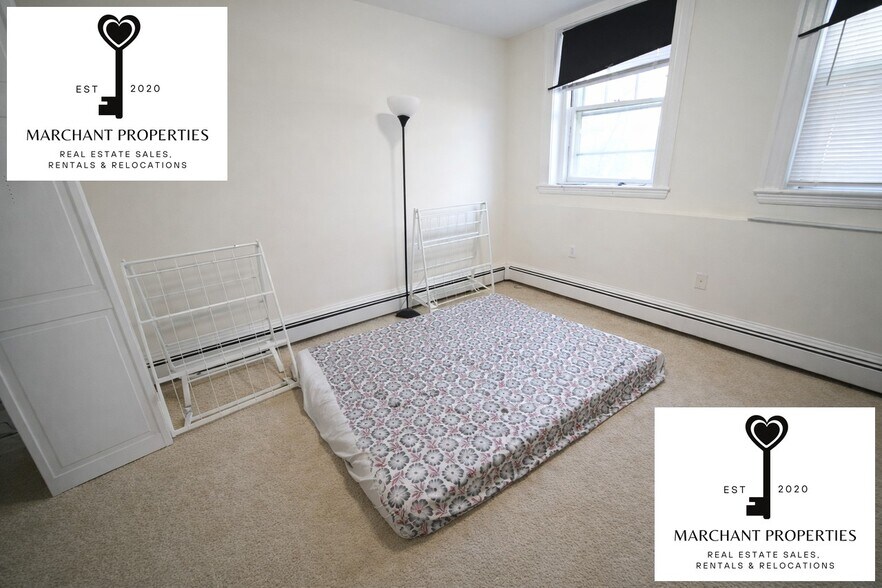 Building Photo - 20 John St