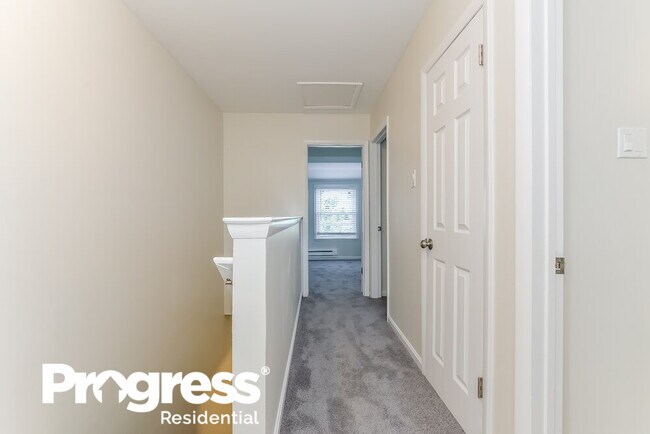 Building Photo - 508 Loch Lomond Dr