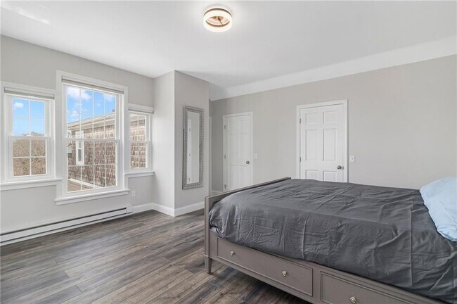 Building Photo - 53 River Run Rd