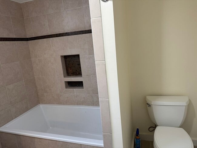 Building Photo - 351 Village St